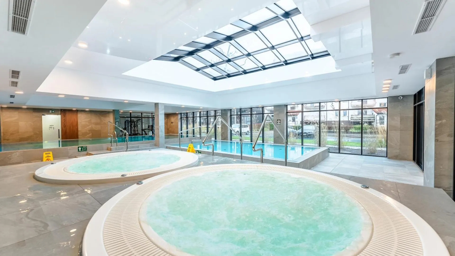 Apartment Loft Marine Green Port Basen & Sauny & Fitness Nielimitowany Dostep Kolobrzeg Poland